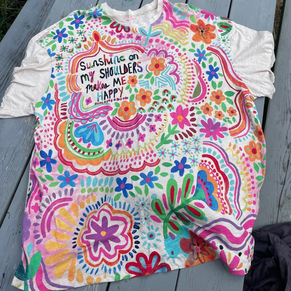 Natural life shirts one size